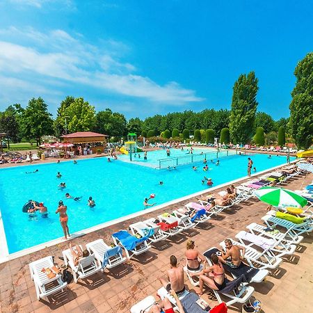 Готель Eurocampingpacengo Лацизе Екстер'єр фото