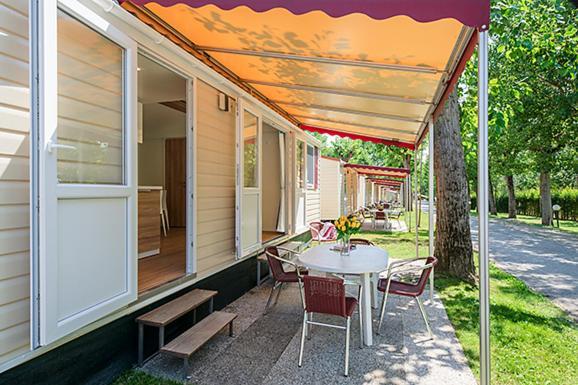 Готель Eurocampingpacengo Лацизе Екстер'єр фото