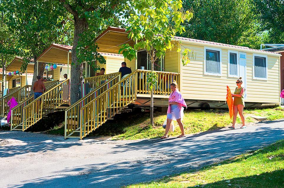 Готель Eurocampingpacengo Лацизе Екстер'єр фото